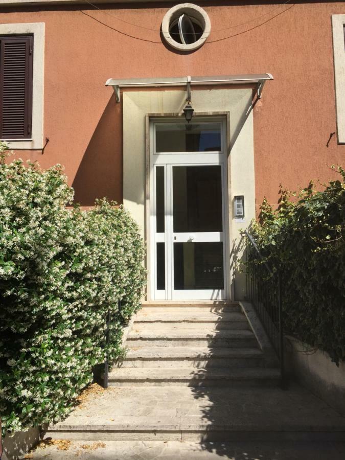 Appartamento Lovely Irnerio ❤ Flat Near S. Pietro ★