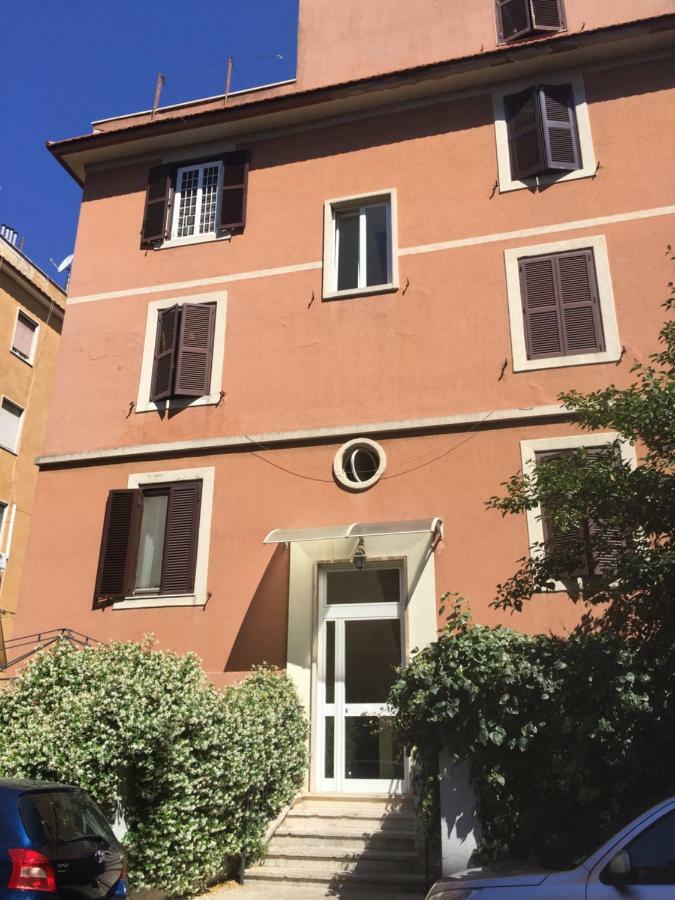 Appartamento Lovely Irnerio ❤ Flat Near S. Pietro ★